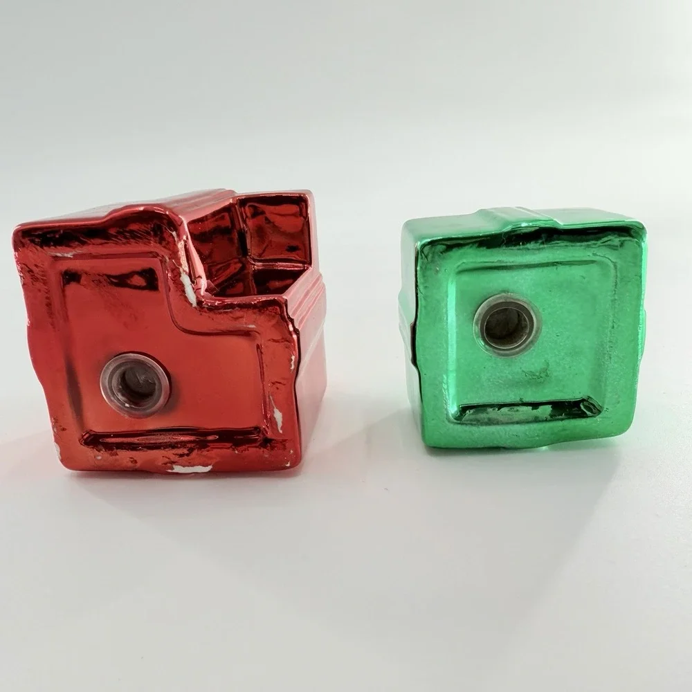 House of Lloyd Christmas Around The World Holiday Gifts Salt & Pepper Shakers